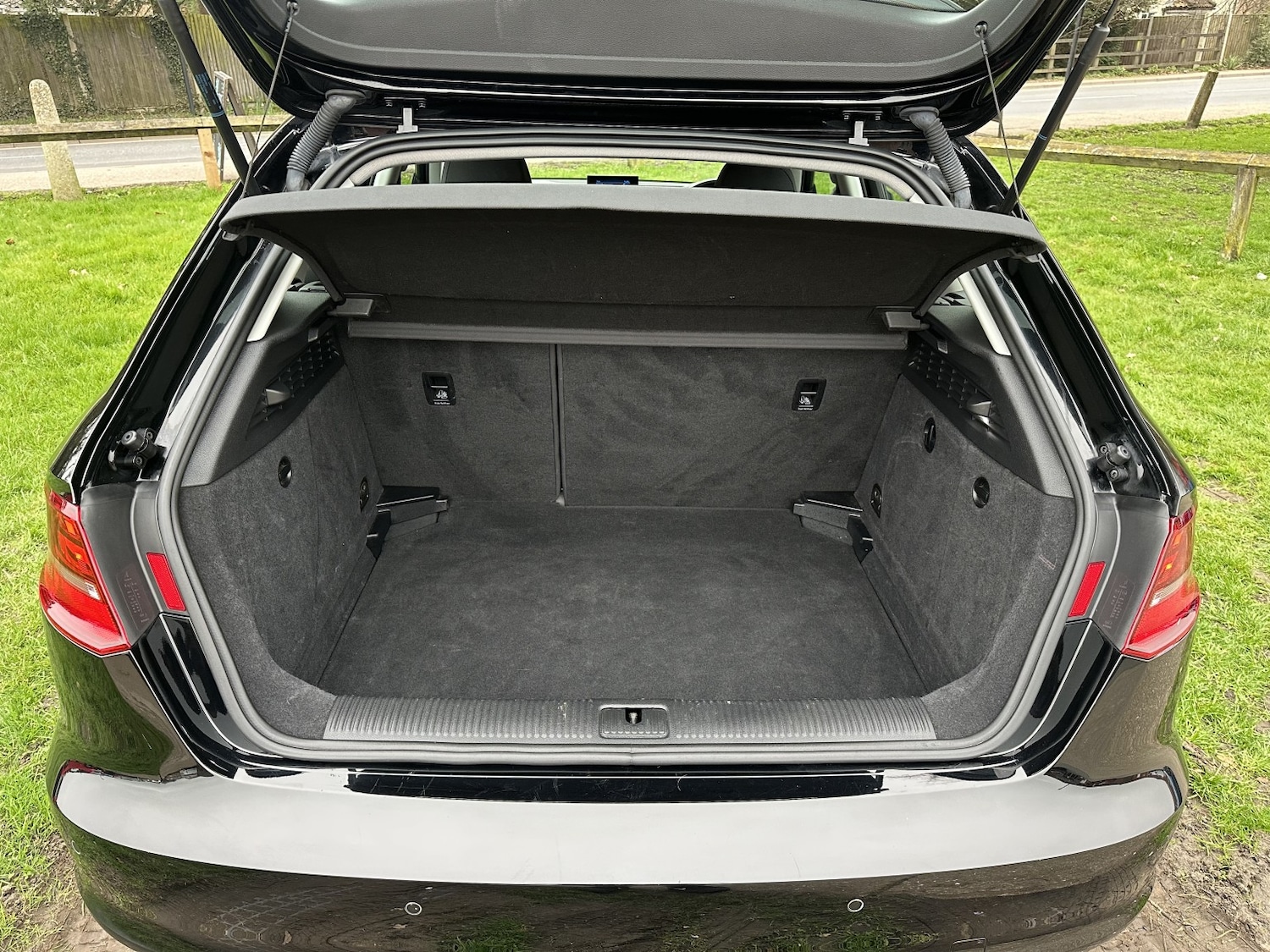 Used Audi A3 2015 for sale - 77781738: Photo 16