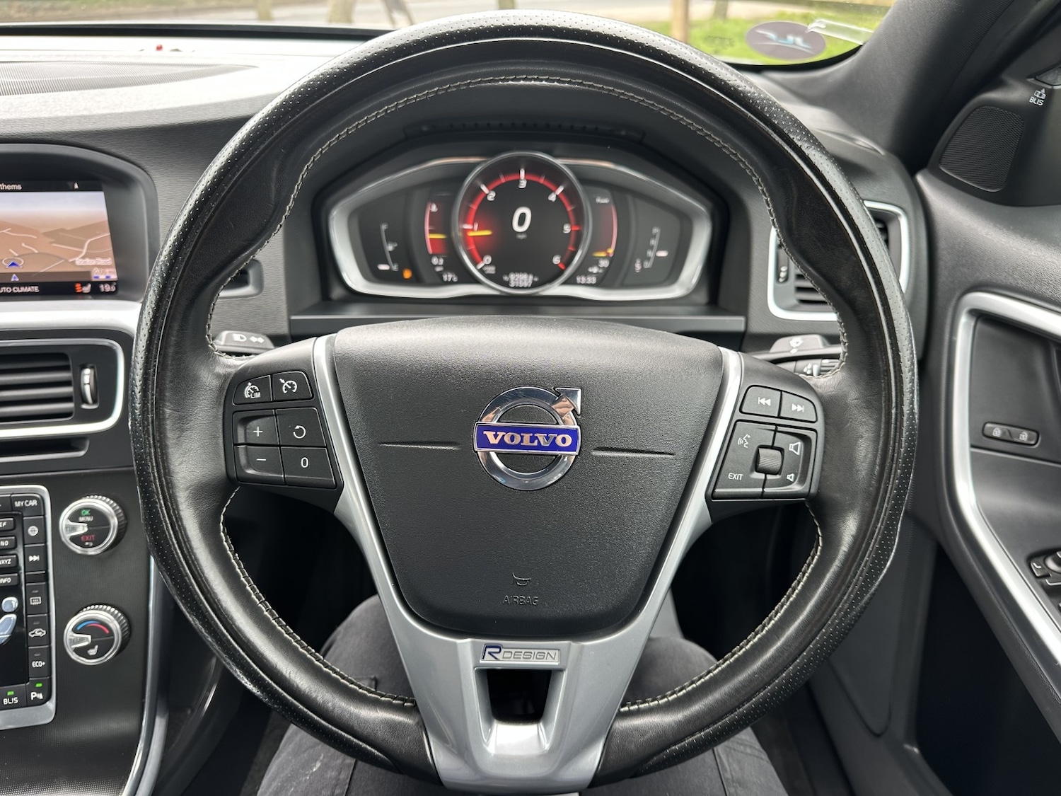 Used Volvo S60 2017 for sale - 78125144: Photo 11