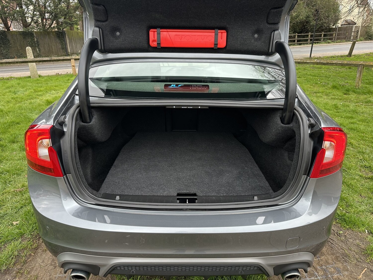 Used Volvo S60 2017 for sale - 78125144: Photo 17