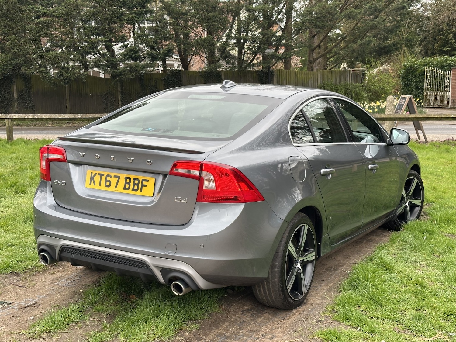Used Volvo S60 2017 for sale - 78125144: Photo 4