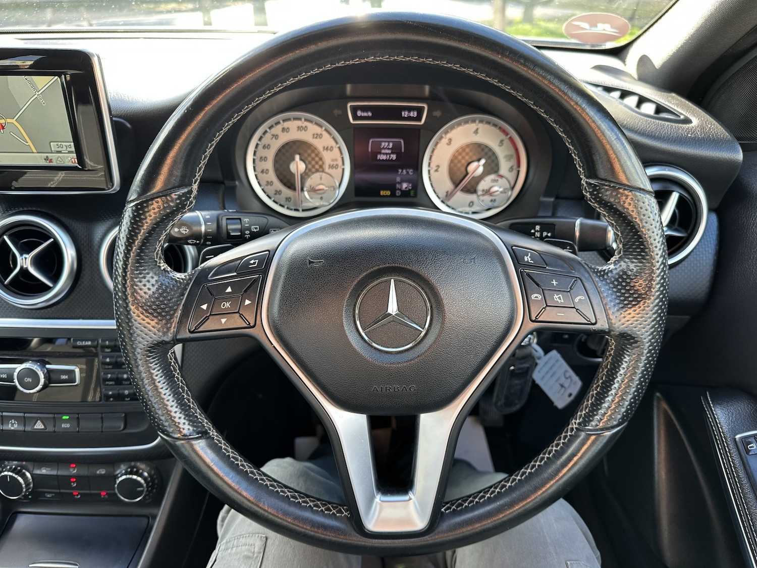 Used Mercedes-Benz A-Class 2014 for sale - 77558542: Photo 11