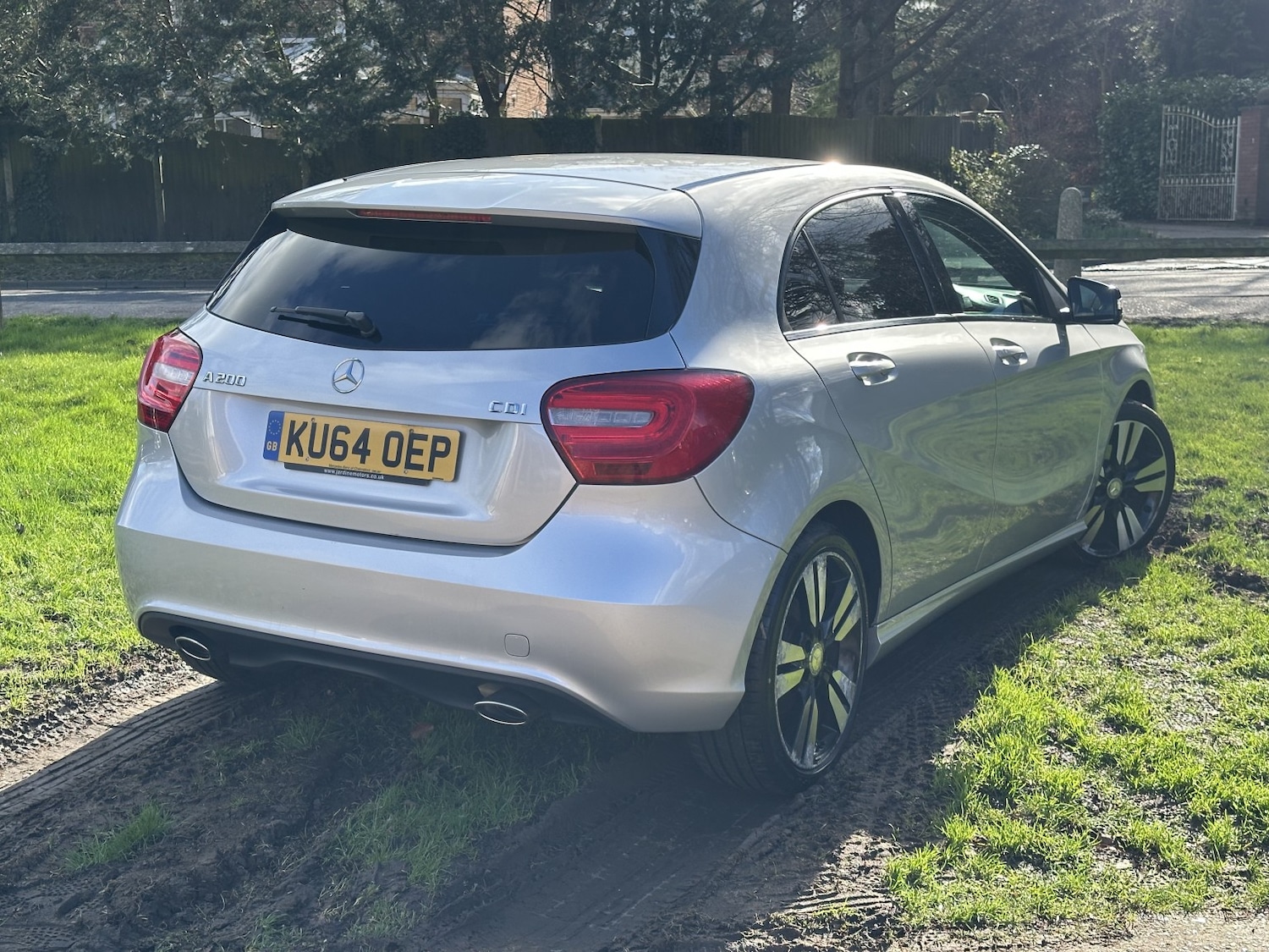 Used Mercedes-Benz A-Class 2014 for sale - 77558542: Photo 4