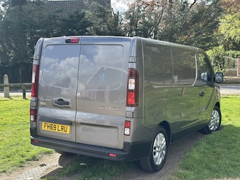 Used Renault Trafic 2019 for sale - 78345781: Photo