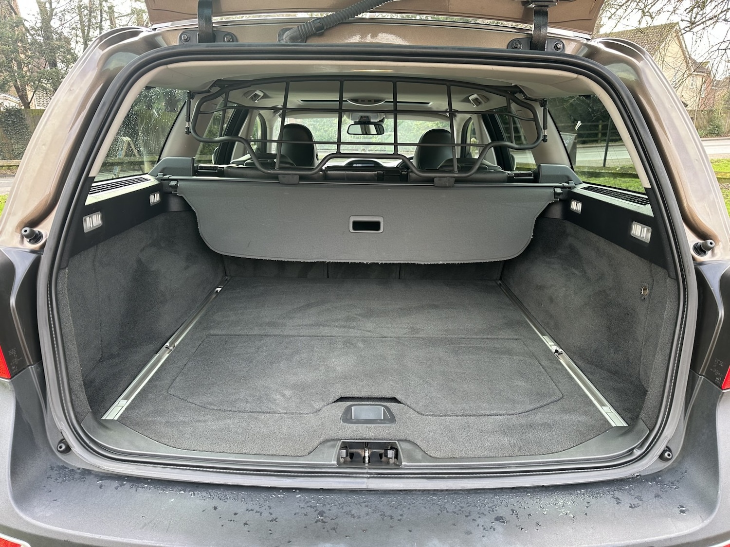 Used Volvo XC70 2012 for sale - 77438238: Photo 18