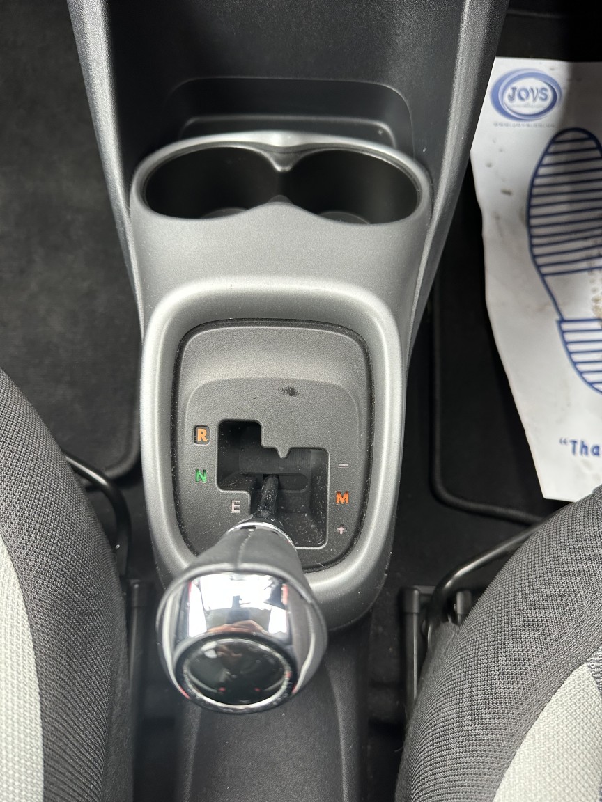 Used Toyota AYGO 2020 for sale - 77303665: Photo 8