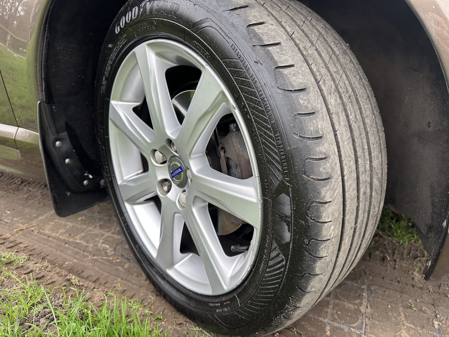 Used Volvo V70 2016 for sale - 77851468: Photo 18