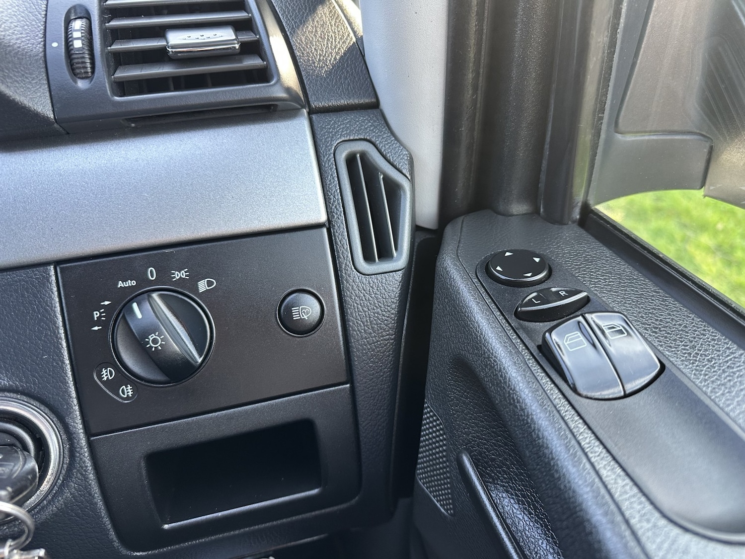 Used Mercedes-Benz Vito 2014 for sale - 77977118: Photo 13