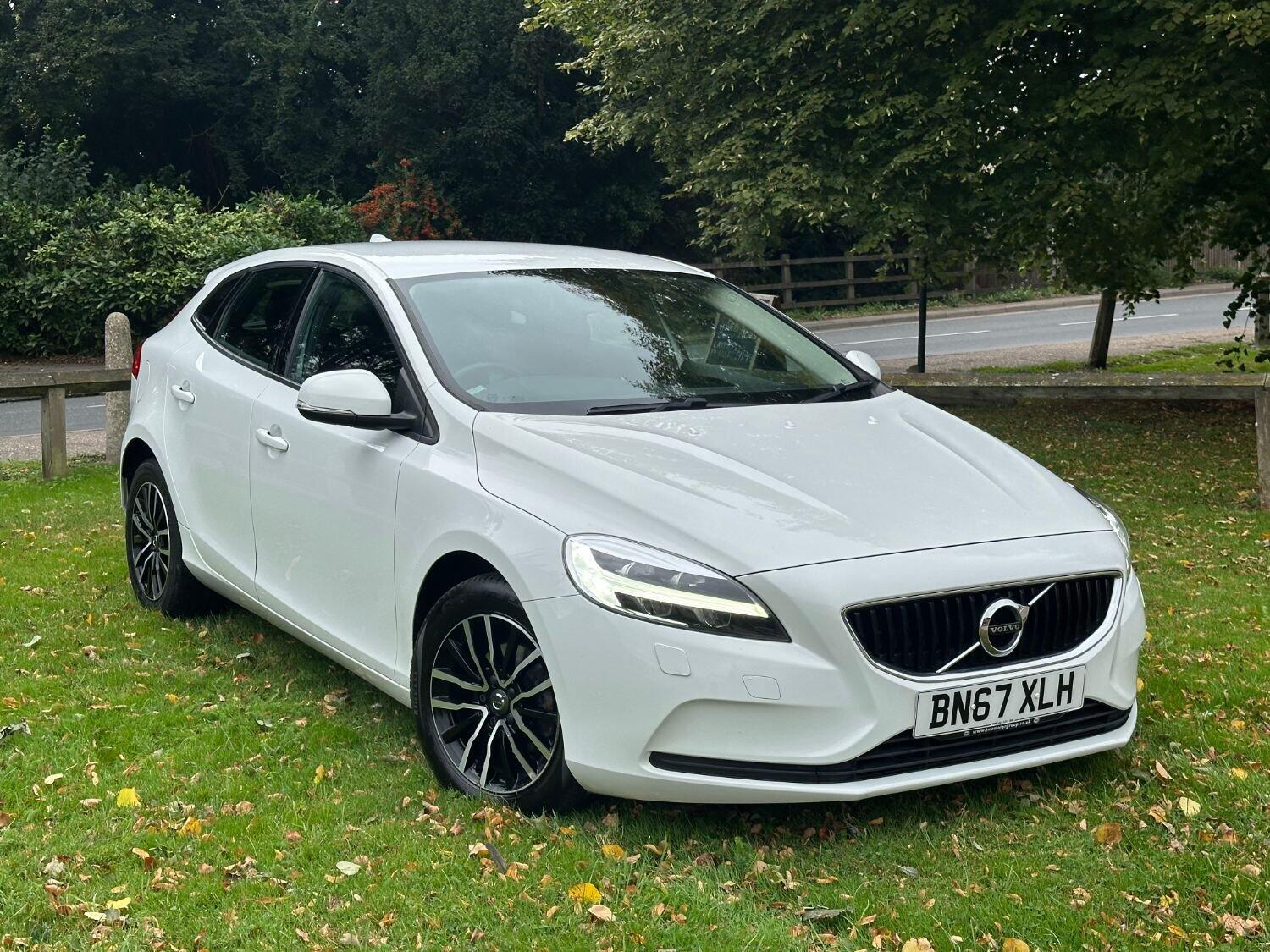 Used Volvo V40 2017 for sale - 76369365: Photo 1