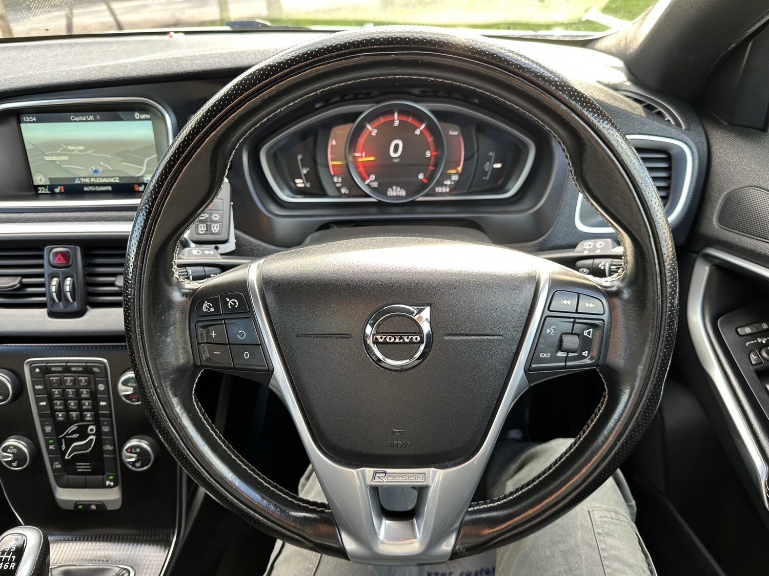 Used Volvo V40 2016 for sale - 77558534: Photo 11