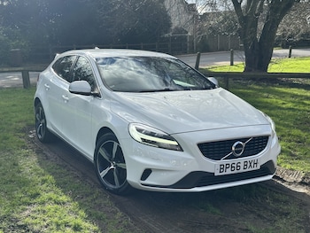 Used Volvo V40 2016 for sale - 77558534: Photo