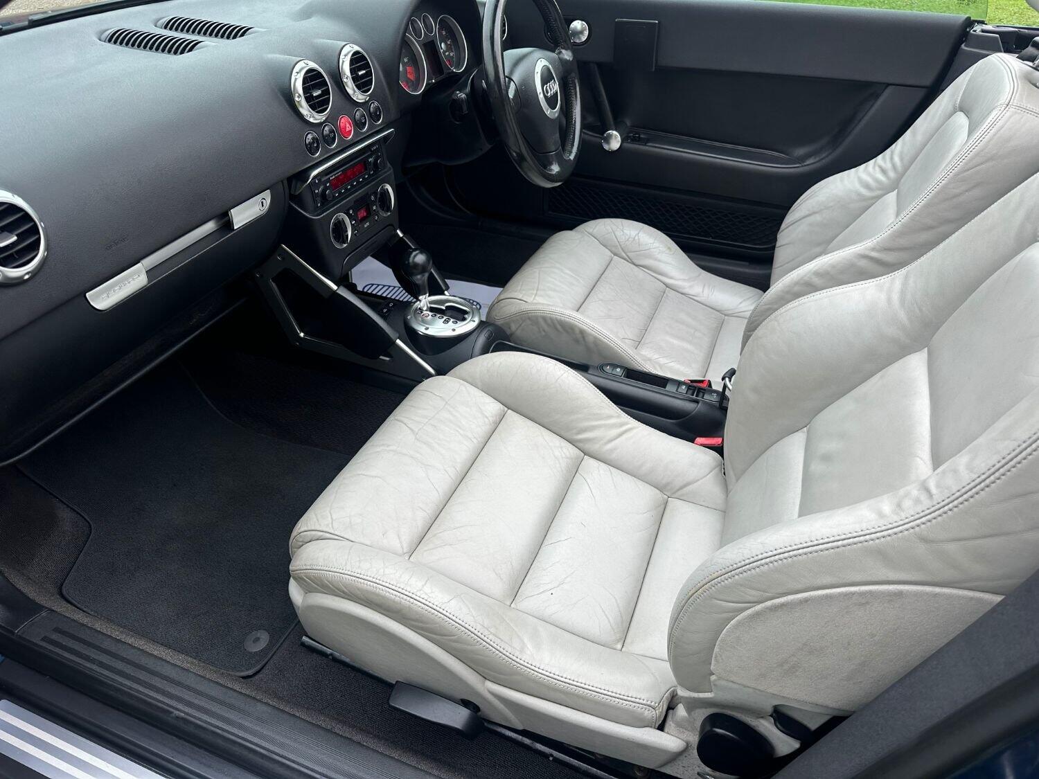 Used Audi TT 2005 for sale - 76369208: Photo 11