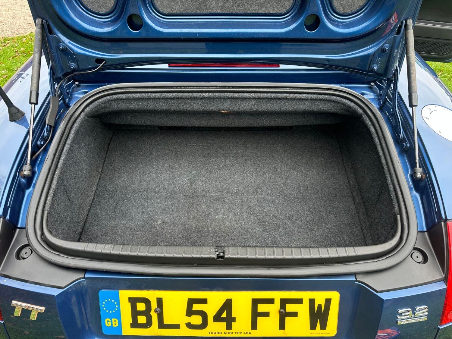 Used Audi TT 2005 for sale - 76369208: Photo 19