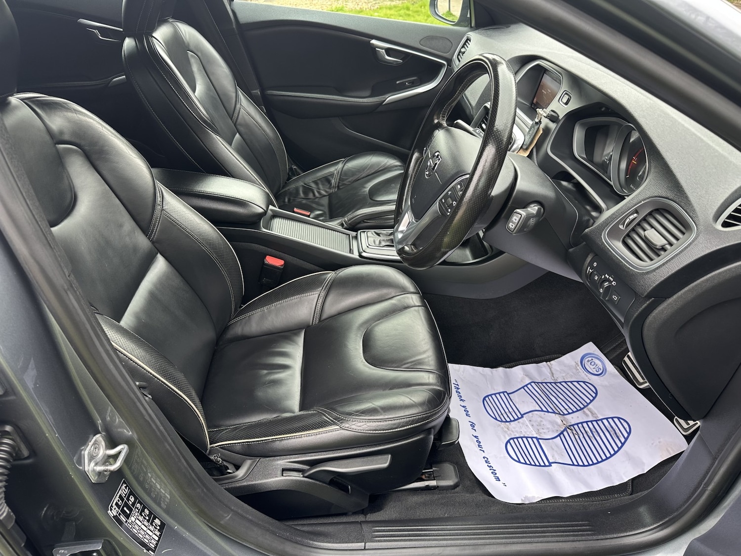 Used Volvo V40 2017 for sale - 78131574: Photo 13