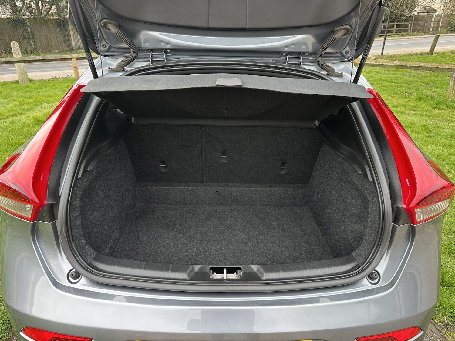 Used Volvo V40 2017 for sale - 78131574: Photo 16