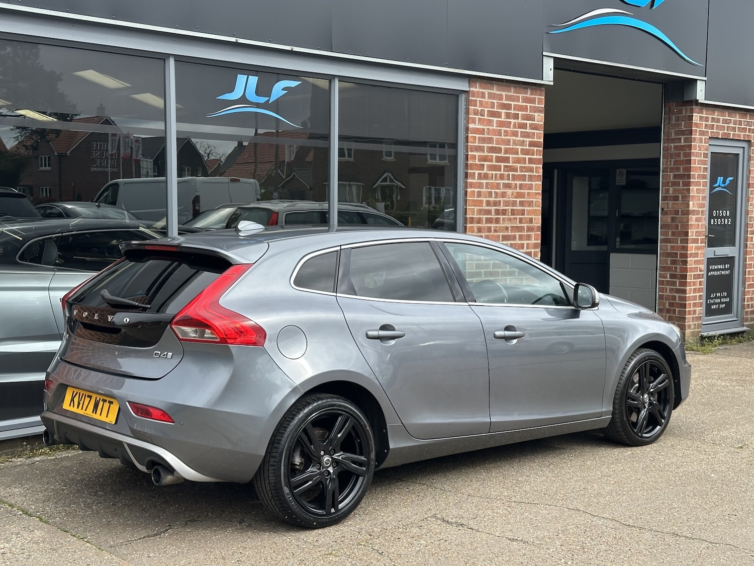 Used Volvo V40 2017 for sale - 78131574: Photo 18
