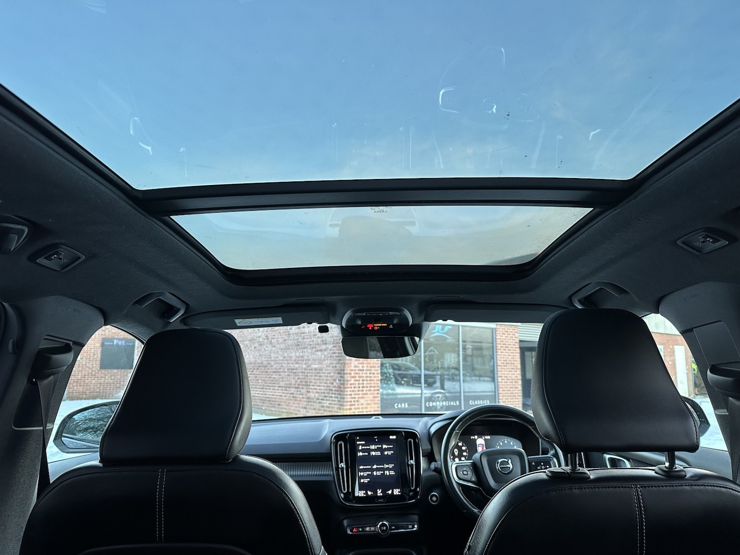 Used Volvo XC40 2018 for sale - 77103477: Photo 17