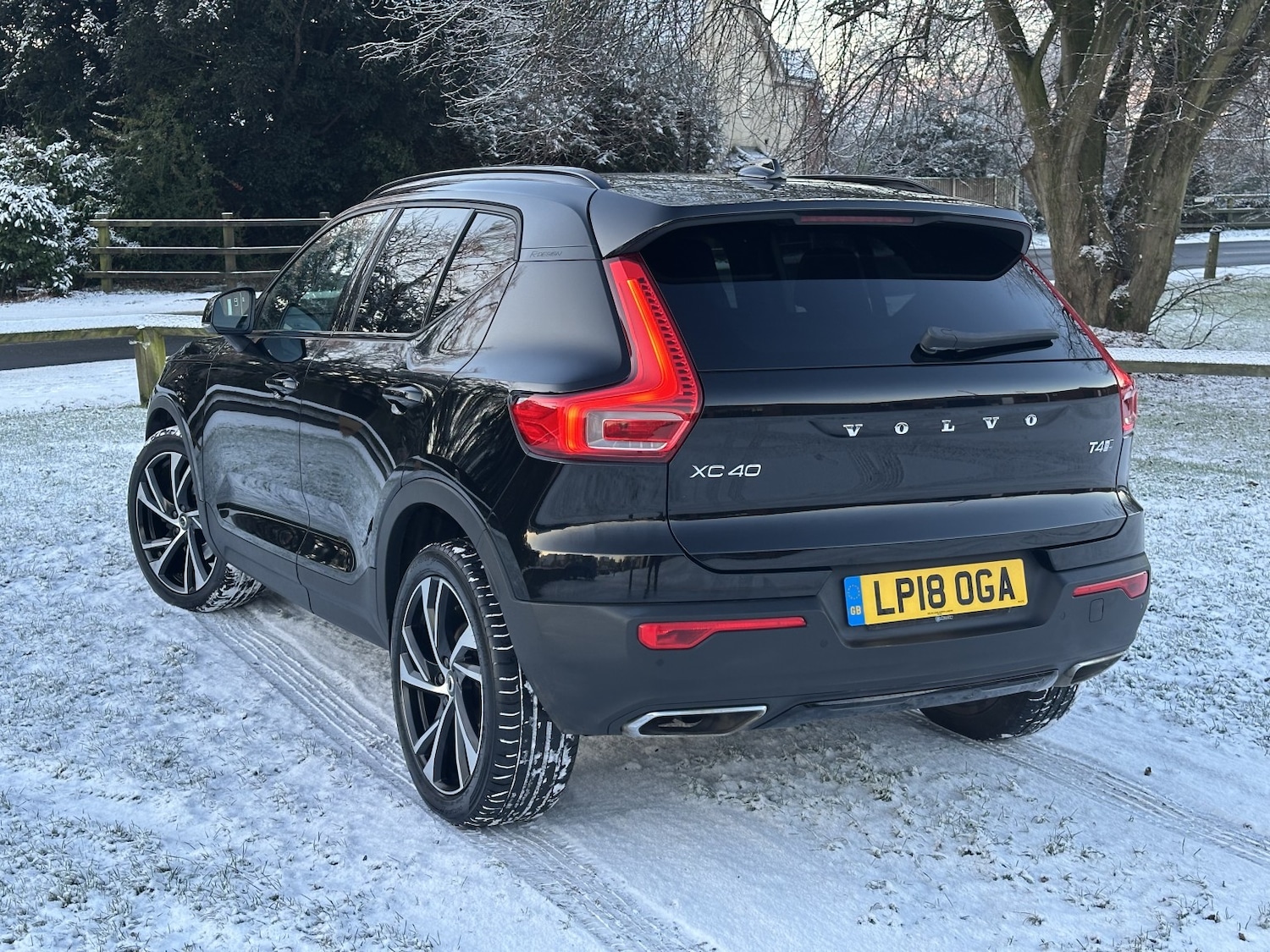 Used Volvo XC40 2018 for sale - 77103477: Photo 3