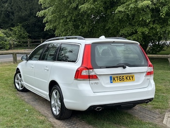 Used Volvo V70 2017 for sale - 78558820: Photo