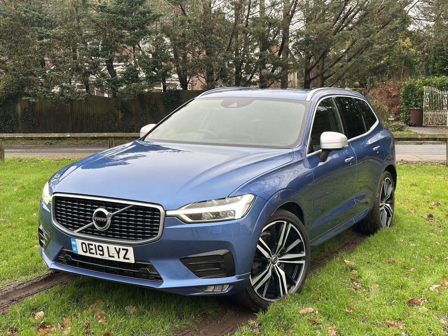 Used Volvo XC60 2019 for sale - 76986831: Photo 2