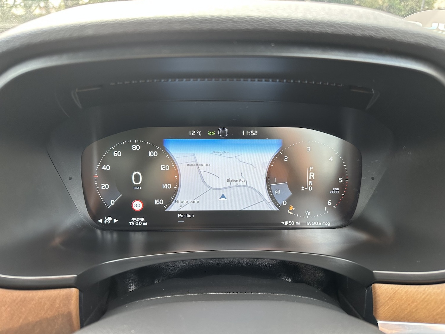 Used Volvo S90 2016 for sale - 77632511: Photo 15