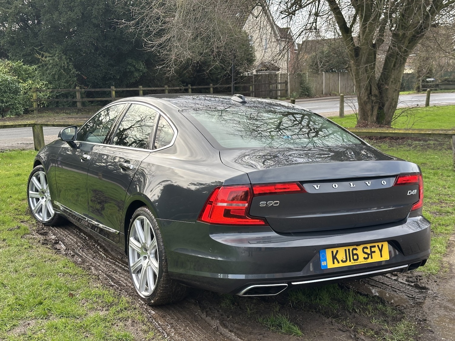 Used Volvo S90 2016 for sale - 77632511: Photo 3