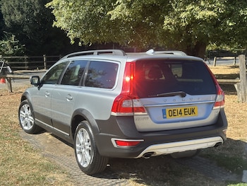 Used Volvo XC70 2014 for sale - 79507748: Photo