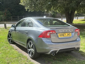 Used Volvo S60 2017 for sale - 79792672: Photo