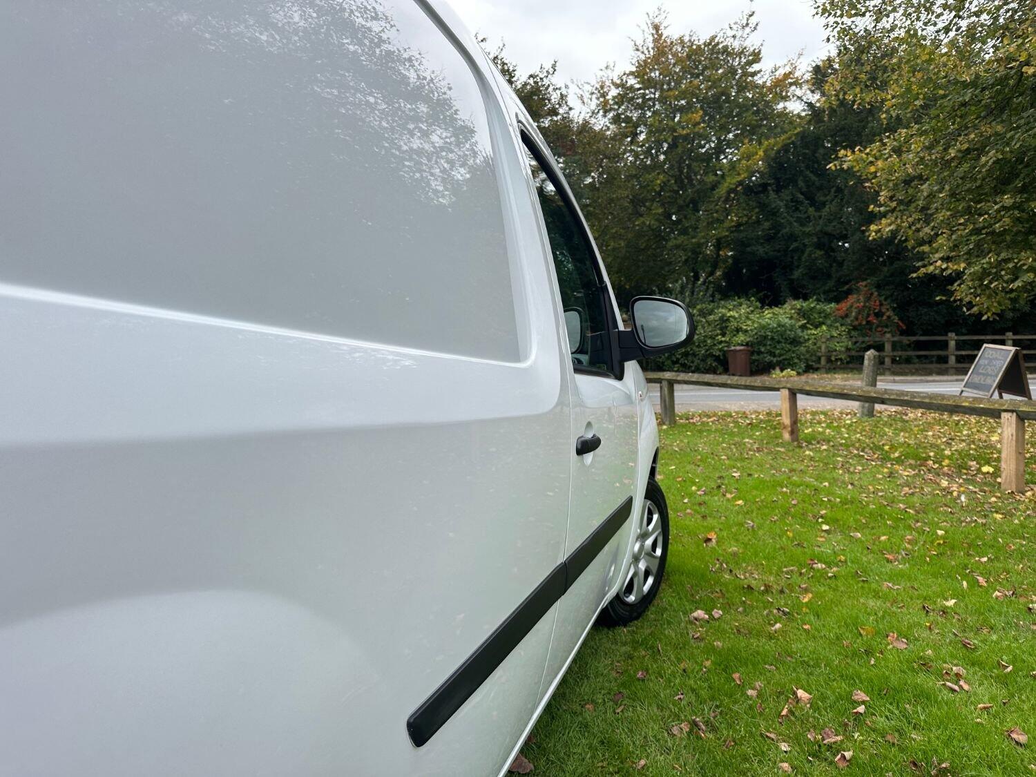 Used Renault Kangoo 2021 for sale - 76369286: Photo 5