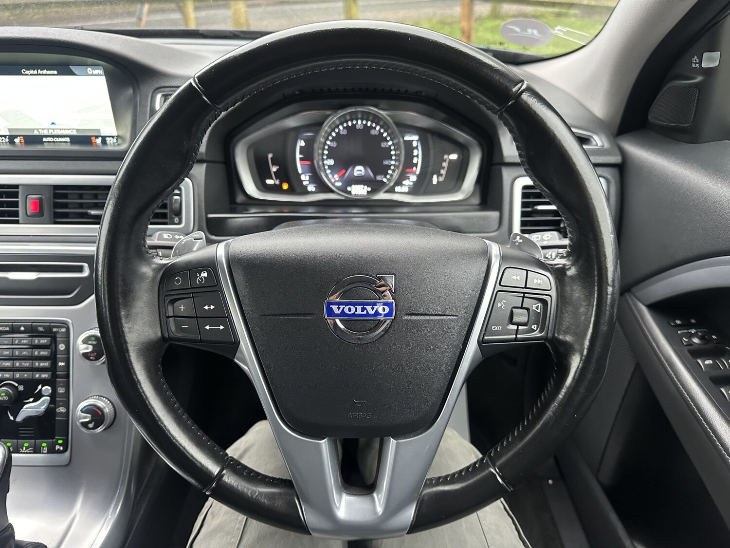 Used Volvo V70 2015 for sale - 77622544: Photo 16