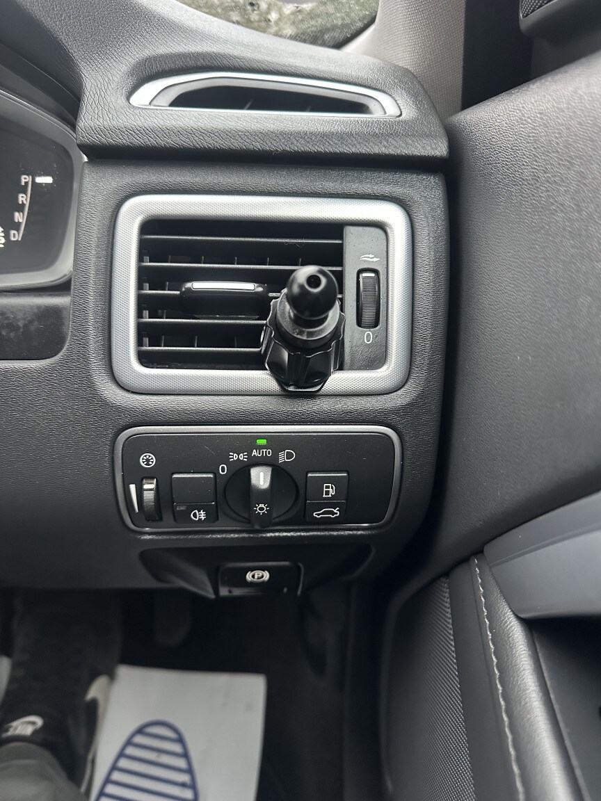 Used Volvo V70 2015 for sale - 77622544: Photo 17