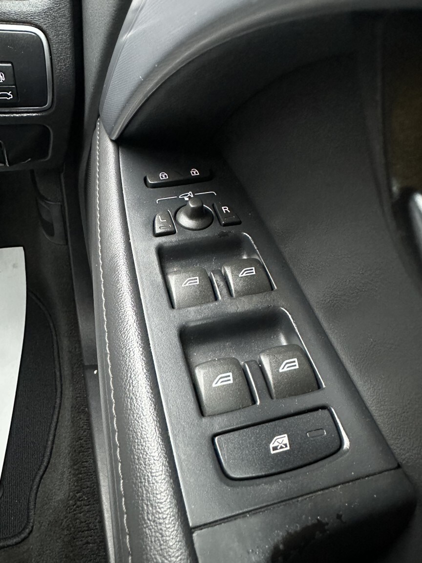 Used Volvo V70 2015 for sale - 77622544: Photo 18