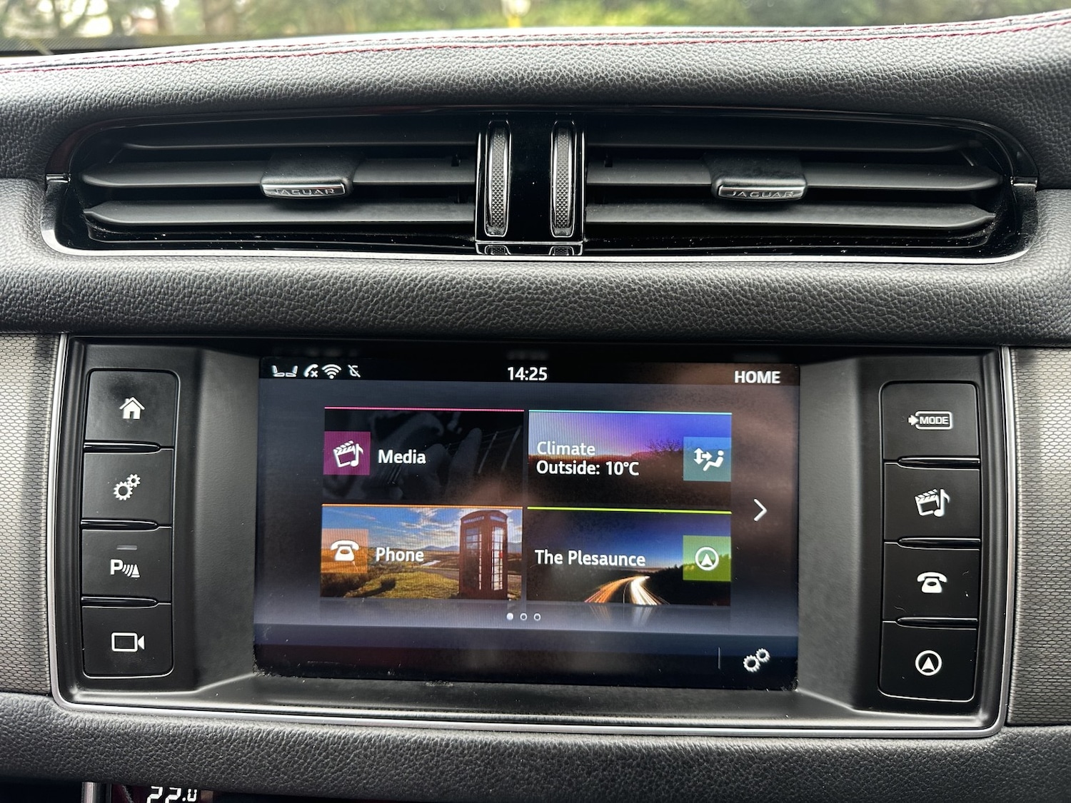 Used Jaguar XF 2016 for sale - 77750012: Photo 10