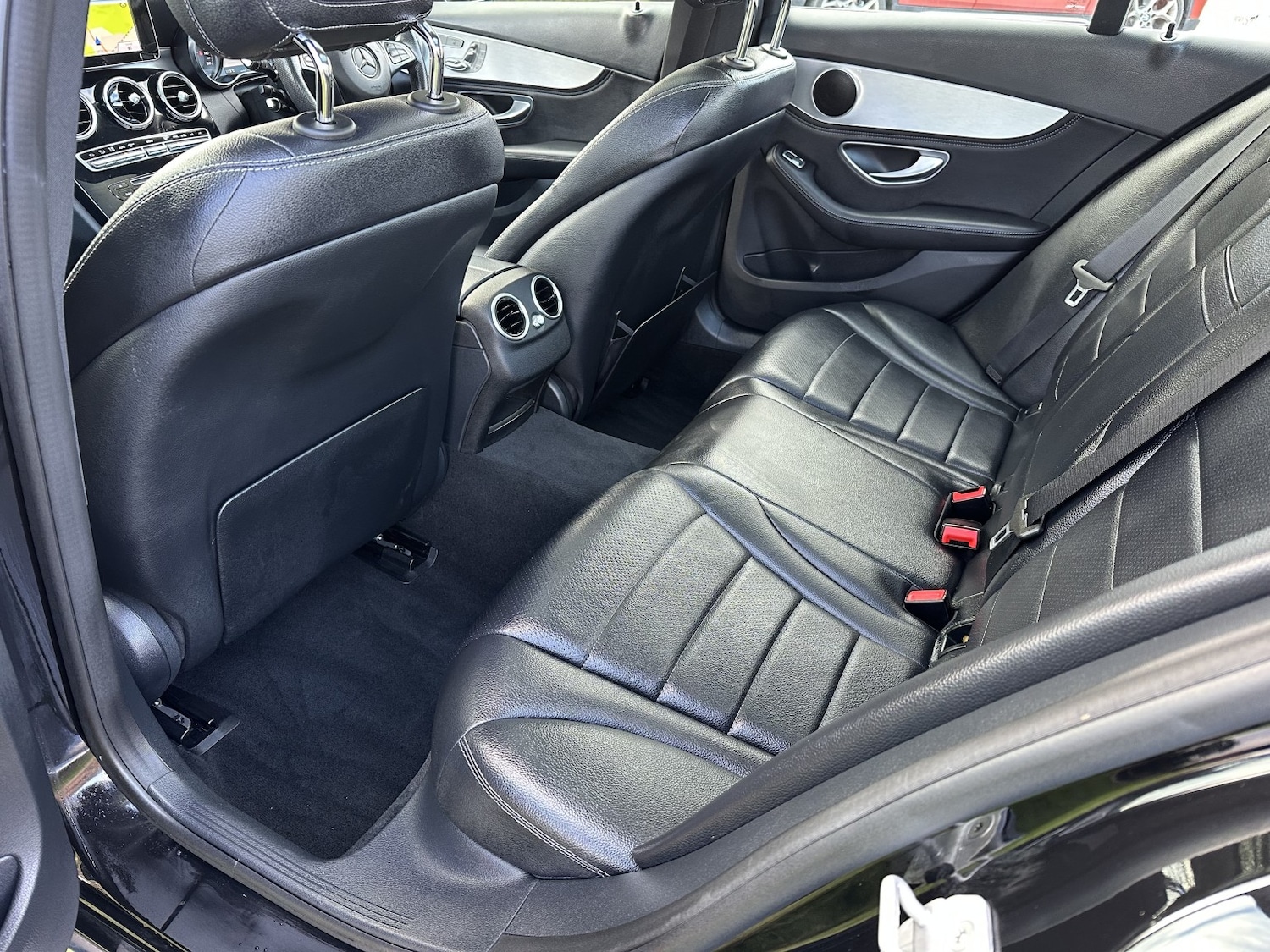 Used Mercedes-Benz C Class 2015 for sale - 77438299: Photo 19