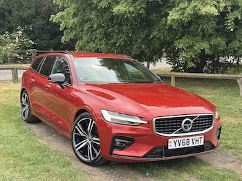 Used Volvo V60 2019 for sale - 78750501: Photo