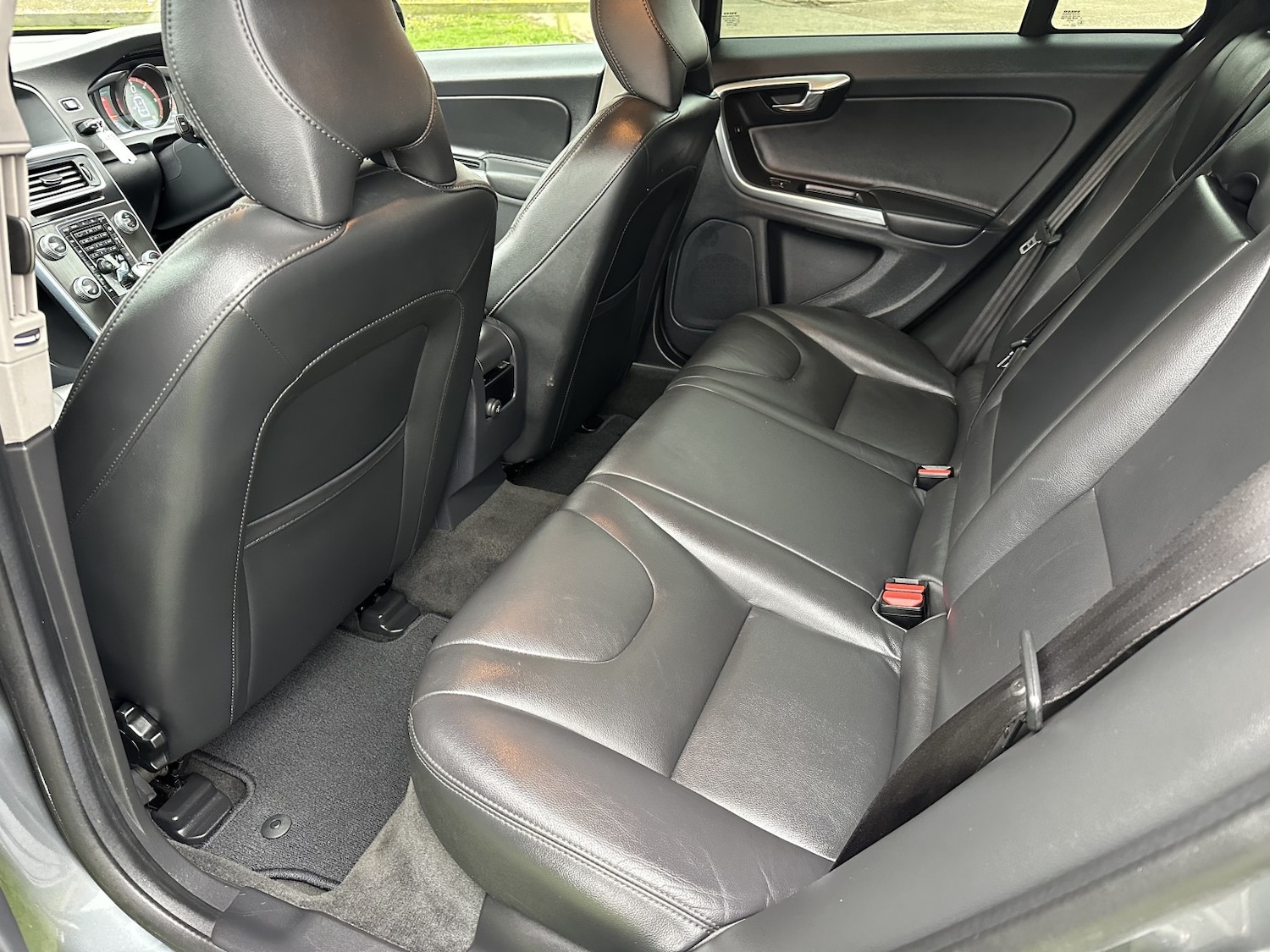 Used Volvo V60 2016 for sale - 78218023: Photo 16