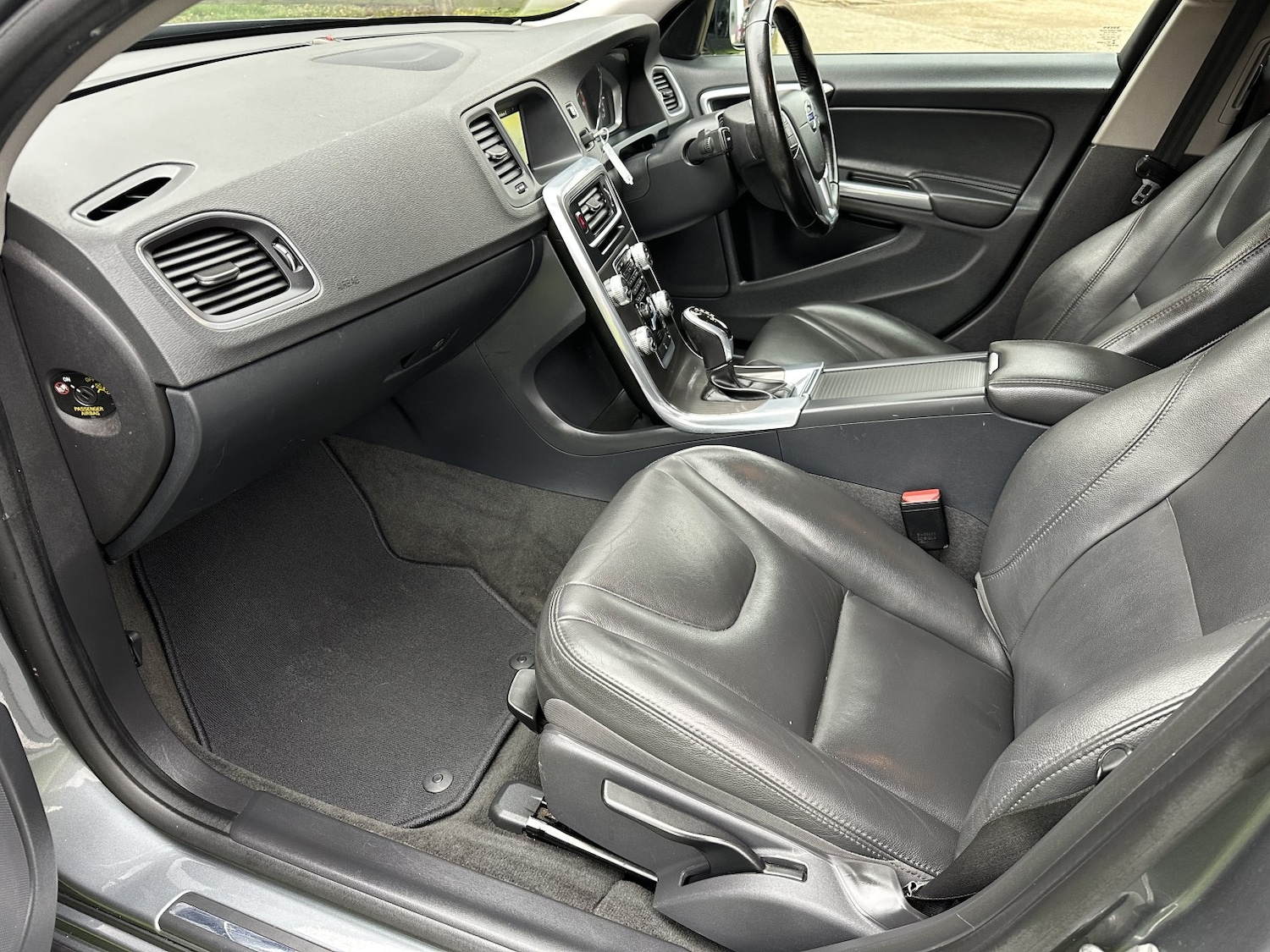 Used Volvo V60 2016 for sale - 78218023: Photo 7