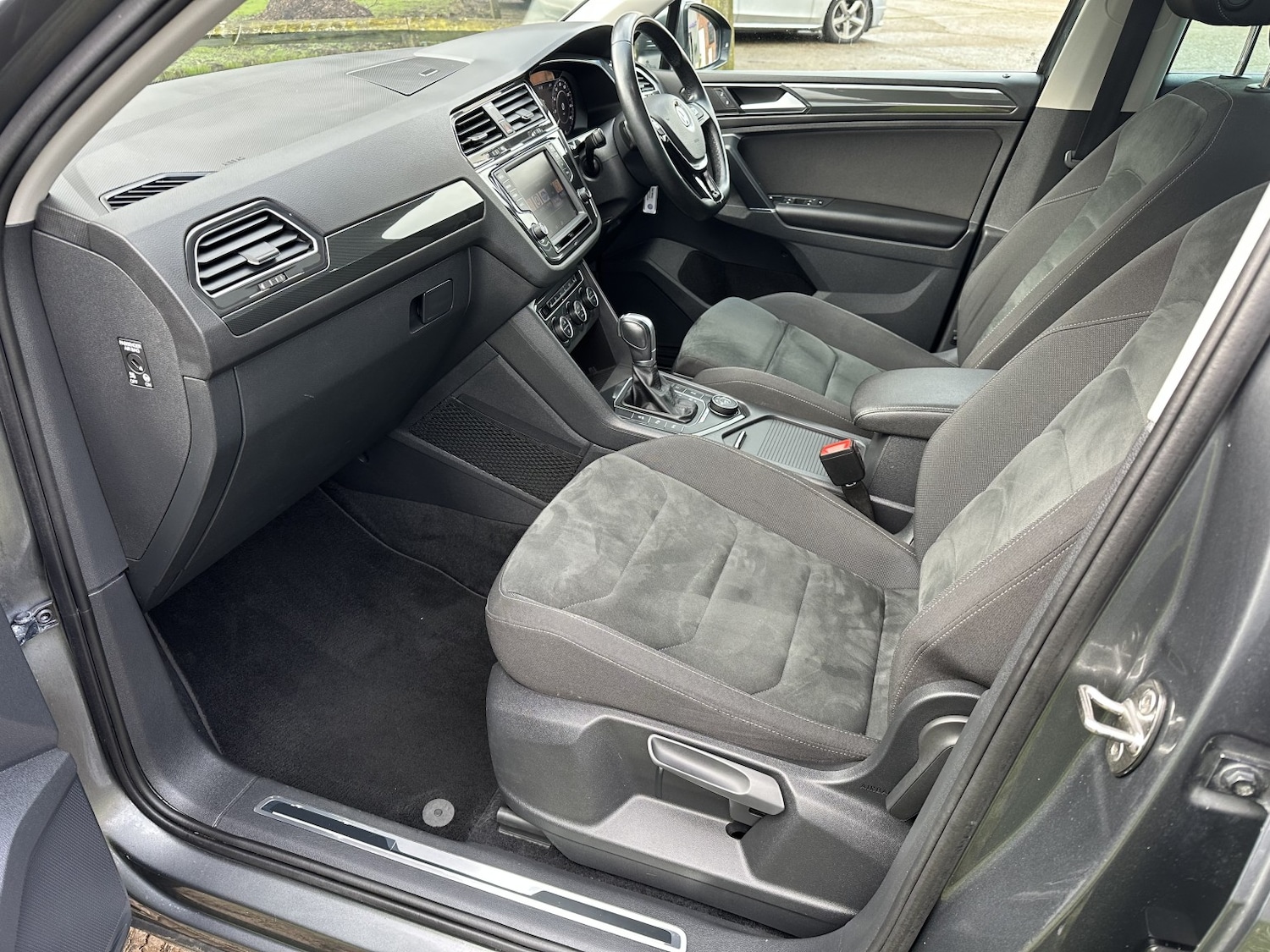 Used Volkswagen Tiguan 2016 for sale - 77880999: Photo 7