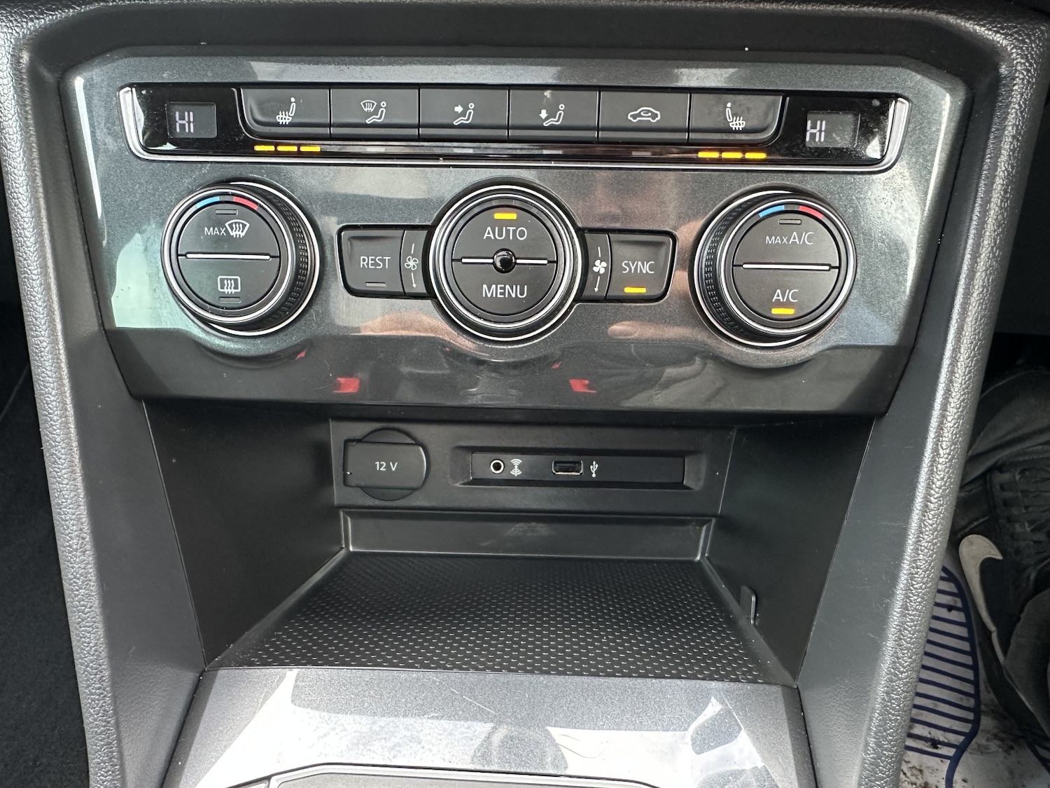 Used Volkswagen Tiguan 2016 for sale - 77880999: Photo 9