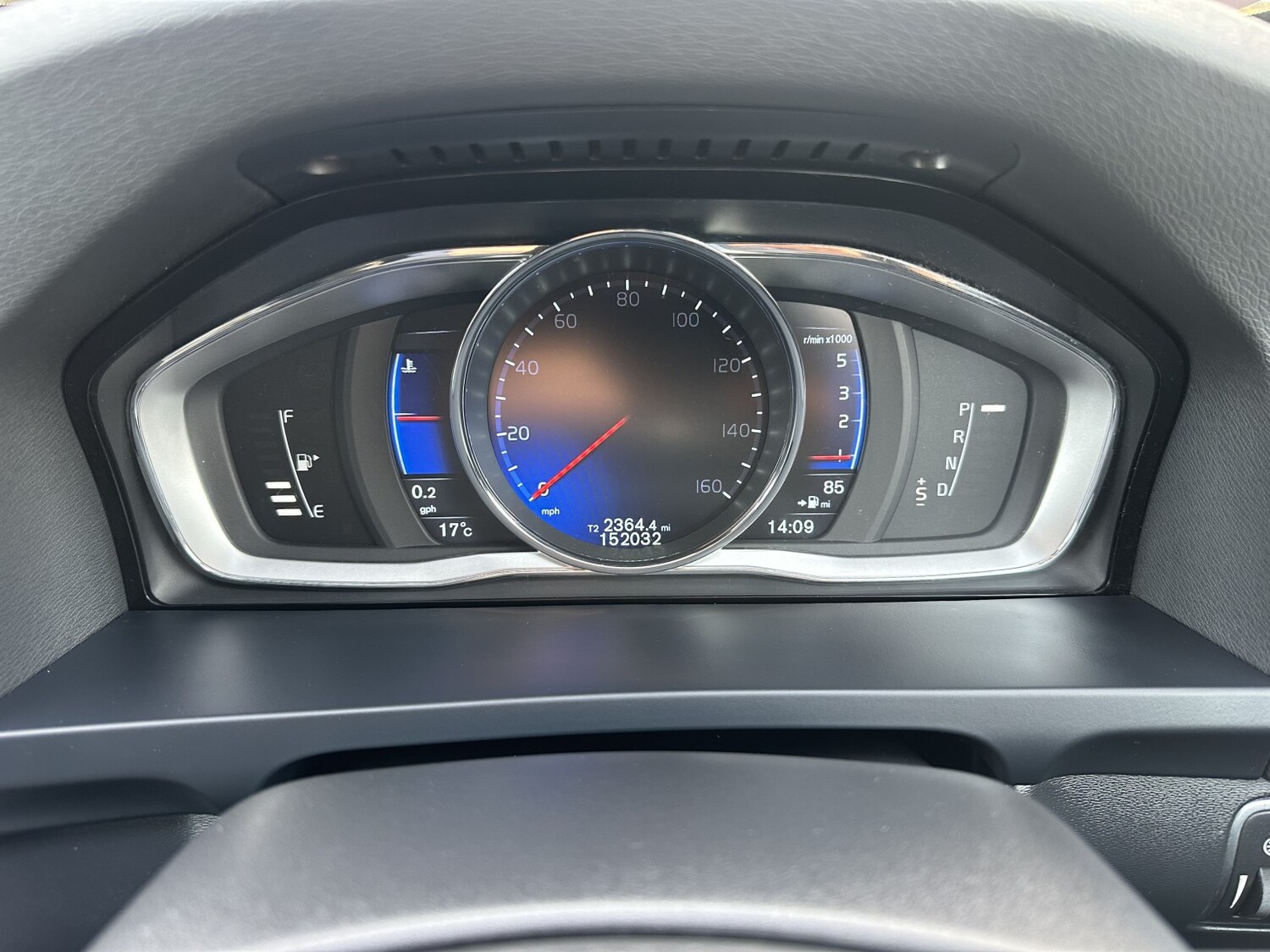 Used Volvo V60 2015 for sale - 77977003: Photo 12