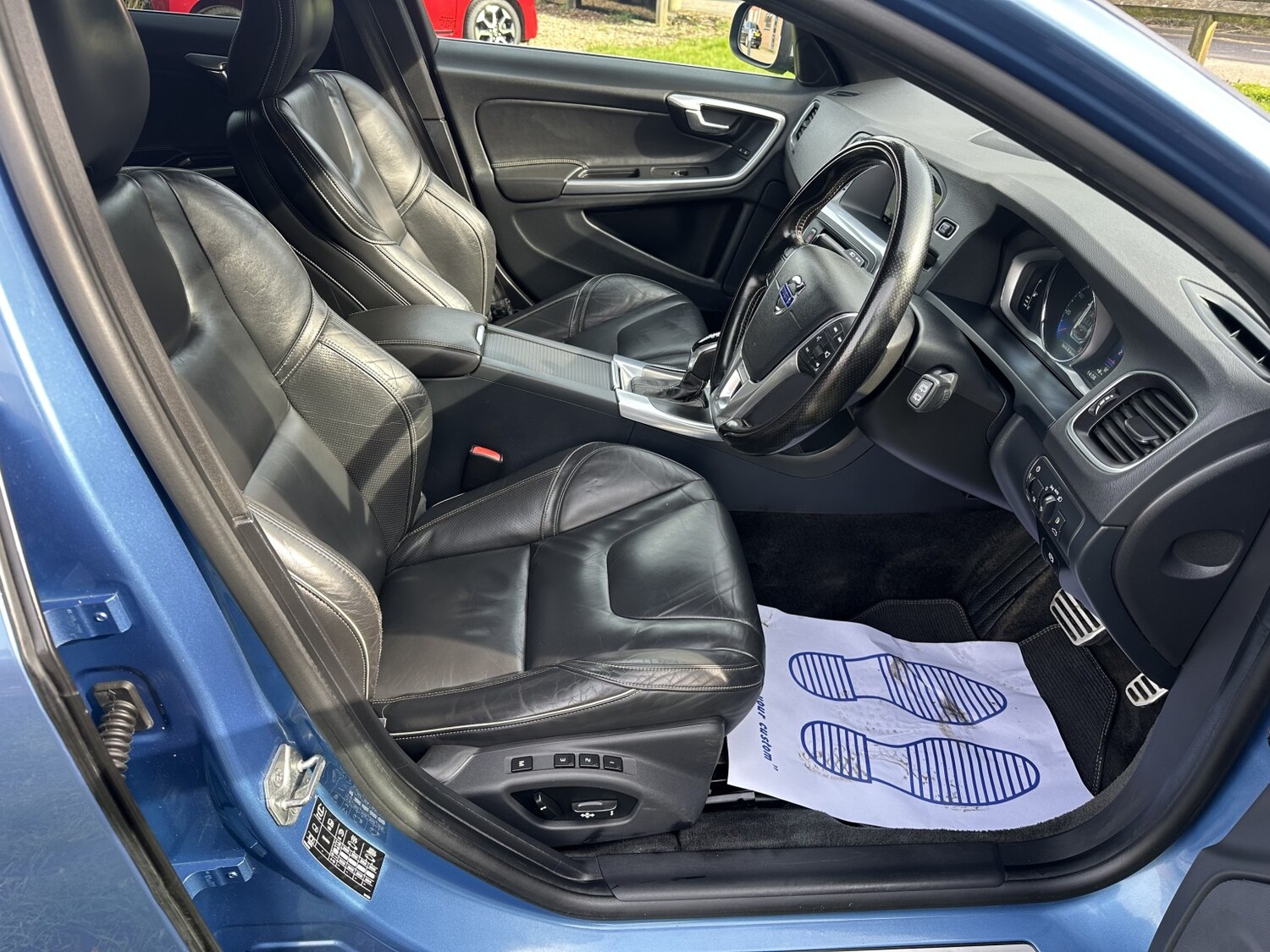 Used Volvo V60 2015 for sale - 77977003: Photo 13