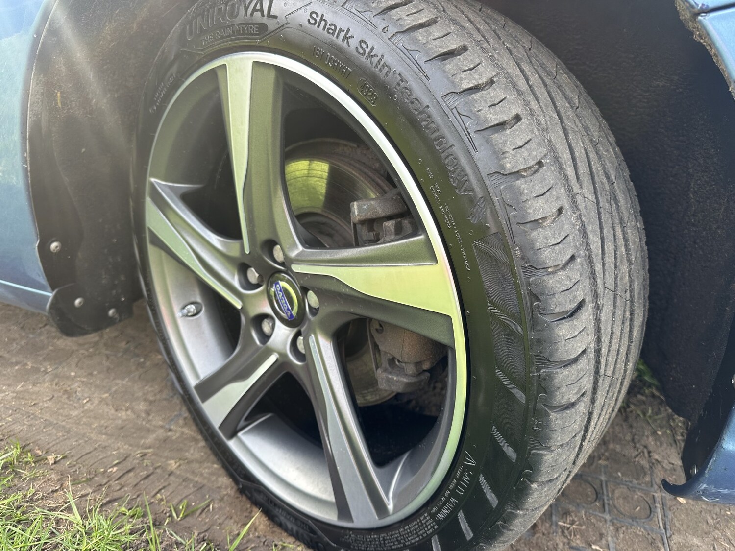 Used Volvo V60 2015 for sale - 77977003: Photo 17