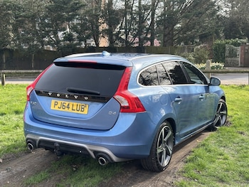 Used Volvo V60 2015 for sale - 77977003: Photo