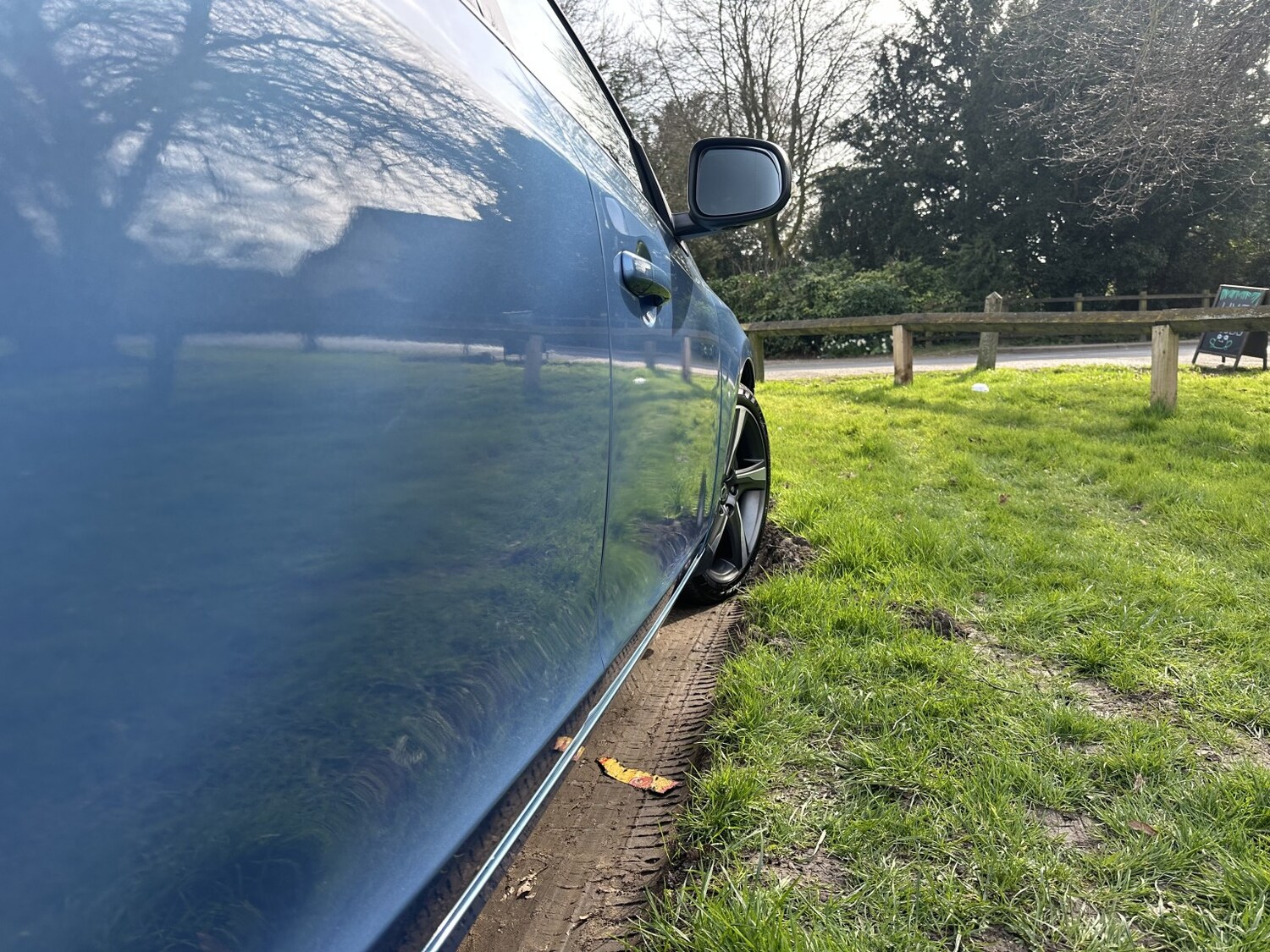 Used Volvo V60 2015 for sale - 77977003: Photo 5