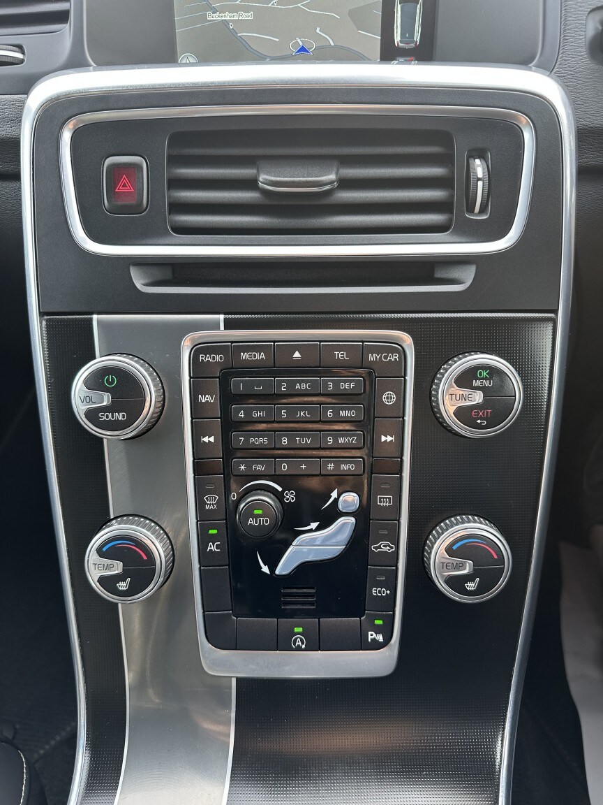 Used Volvo V60 2015 for sale - 77977003: Photo 9