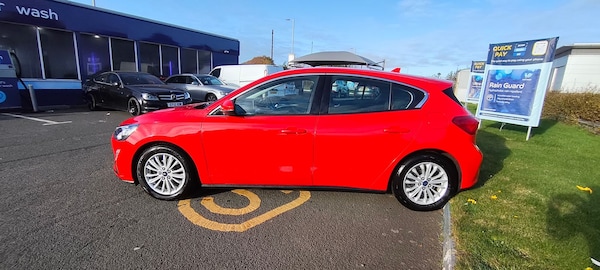 Used Ford Focus 2019 for sale - 76285563: Photo 2