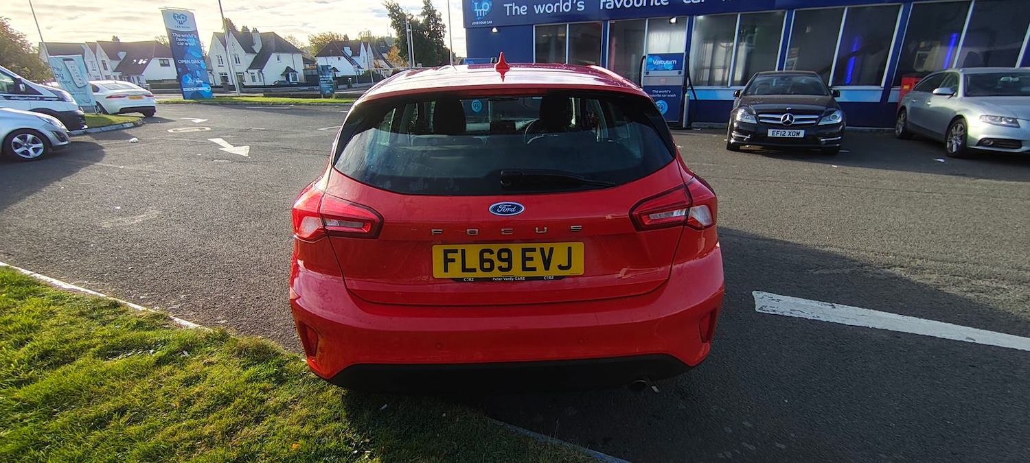 Used Ford Focus 2019 for sale - 76285563: Photo 4