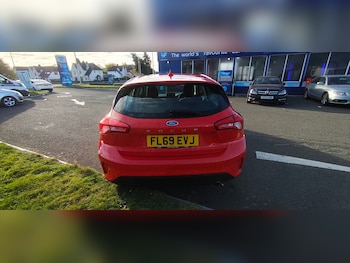 Used Ford Focus 2019 for sale - 76285563: Photo 4