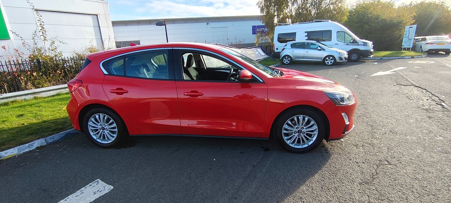 Used Ford Focus 2019 for sale - 76285563: Photo 6