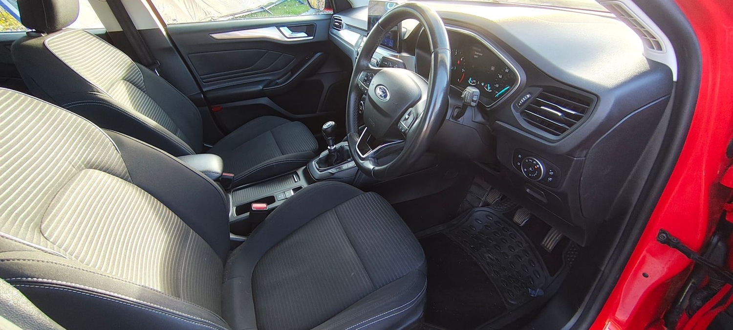 Used Ford Focus 2019 for sale - 76285563: Photo 9