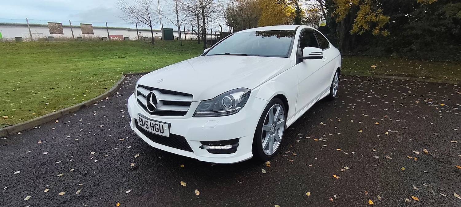 Used Mercedes-Benz C Class 2015 for sale - 76434576: Photo 1